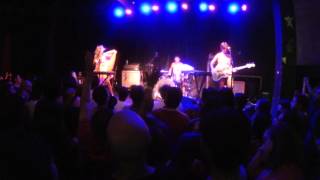 Le Butcherettes Burn the Scab LIVE