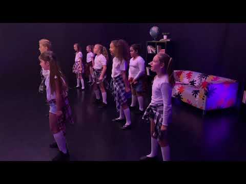 ENDY DANCE GROUP - Radšej knihu !