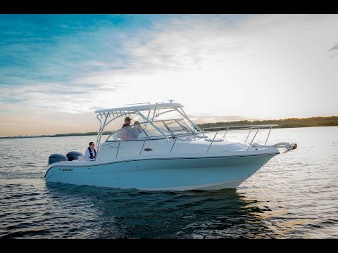 Century Boats | 30 Express | Walk Around Boats | Outboard Cruiser