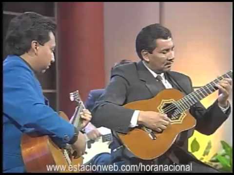 Música Ecuatoriana - Eduardo Morales y Wilson Pérez  - " Por aqui... por allá "