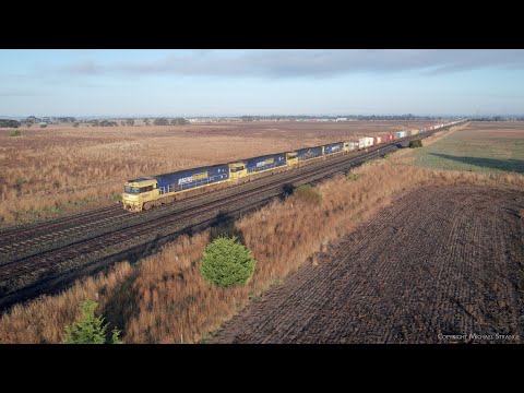 2AM5 Pacific National Intermodal Container Train (10/5/2022) - PoathTV Australian Railways