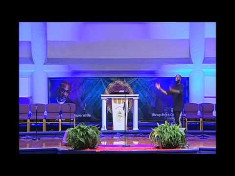 Jermaine Dolly Sings at Zion Cathedral COGIC in NY 2018!