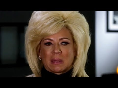 download lagu mp3 mp4 Theresa Caputo Divorce, download lagu Theresa Caputo Divorce gratis, unduh video klip Theresa Caputo Divorce
