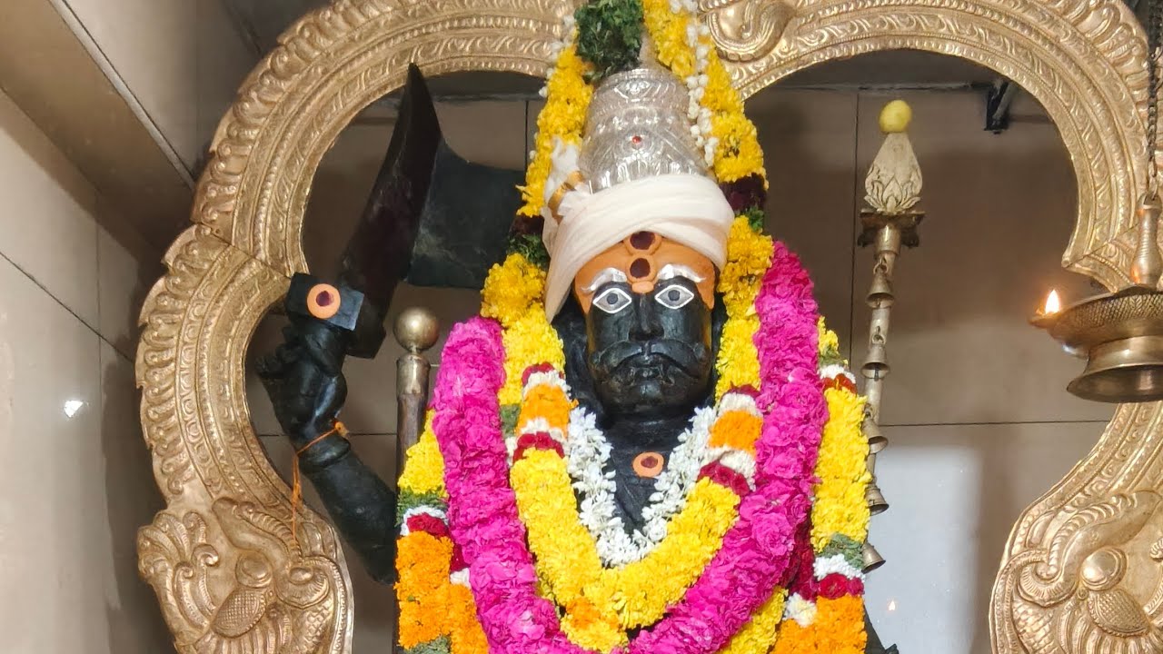 பிரமாண்ட ஐஸ்வர்ய சுடலைமாடன் சாமி கோவில் பொங்கல் வழ?