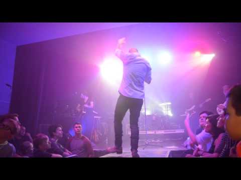 Stan Van Samang - A Simple Life @Moen feest