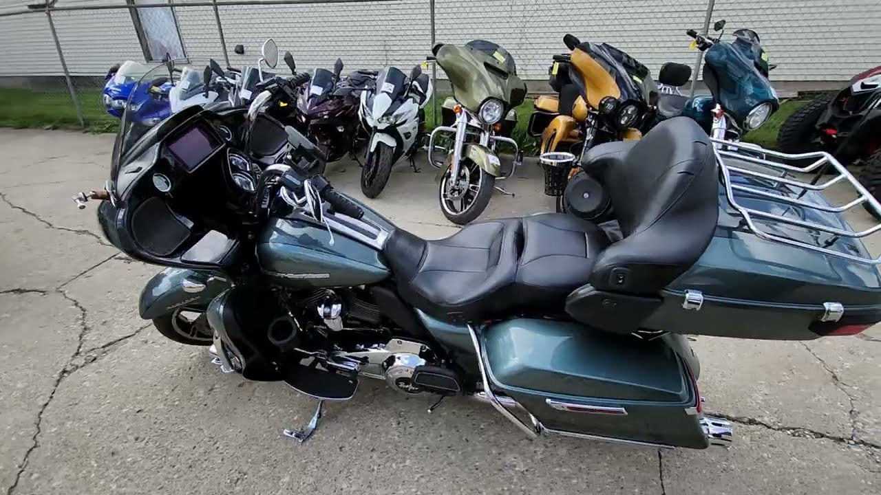 2020 Harley-Davidson® Road Glide® Limited Motorcycle