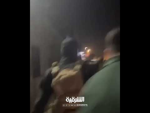شاهد بالفيديو.. الإطاحة بعصابة خطرة مختصة بجرائم التسليب بعد اشتباكات مسلحة استمرت ساعات عدة في #البصرة