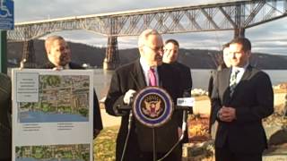 preview picture of video 'Senator Charles Schumer on Poughkeepsie waterfront redevelopment initiative'