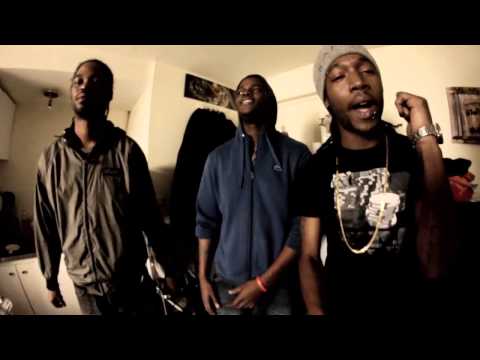 #FREESTYLEDUDIMANCHE - RMC - BUZZY TNO - FOXY MYLLER  ( #AUPIREDESK ) #SEPT2013