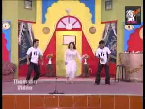 Pakistani Stage Dance   Hani Shehzadi   Meri Navi Nakoor Jawani