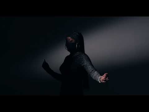 ONNiKA - T SHIRT (feat. Jé Santiago)