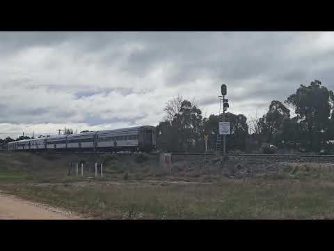 6MA8 JBRE The Overland to Adelaide, 1233, 19/7/24, Ararat South VIC