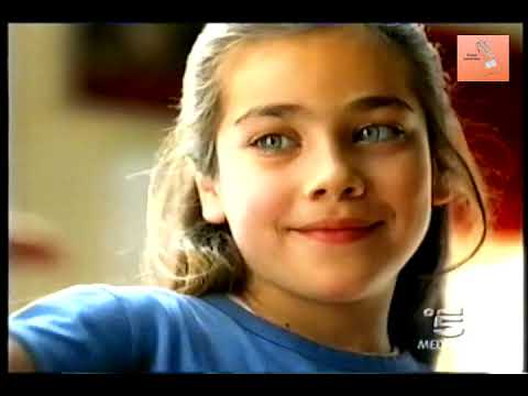 Spot pasta Piccolini della Barilla con Benedetta Gargari - Fontana di Trevi - Anni 2000