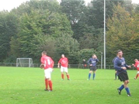 Stehan D scoort penalty