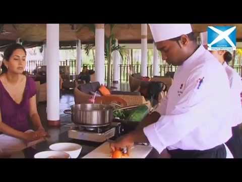 Humsafar  –  Deepti Bhatnagar with her family visit to Phuket, Thailand.