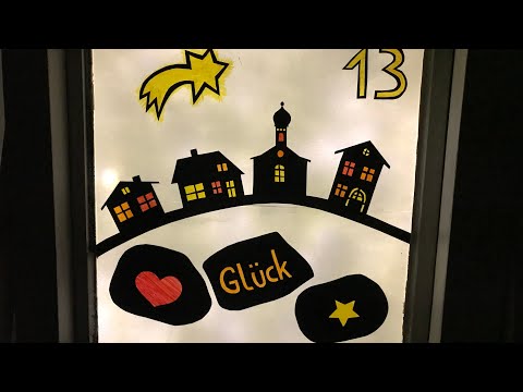 Adventsfenster Bichl 2022: Nr. 13 „Das glückliche Dorf“