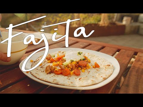 Outdoor cooking mit Muurika Pfanne - Fajita