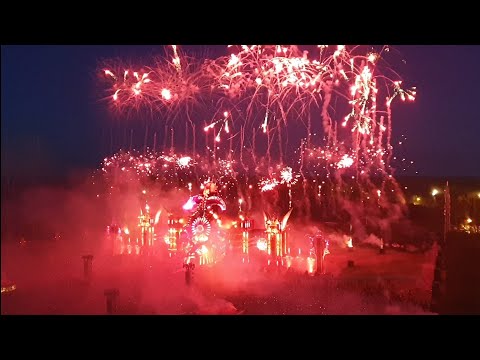 JDX feat. Sarah Maria - Live The Moment | Live at Defqon.1 2019 (Sky Watch View)