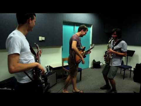 'Say Something' by Christian McBride - A Cover by Hugo Lee & his Band