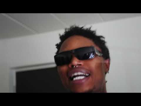 Skii Wap Strauss Ft Trizzy Strauss (Dog Shit Official Video) Shot & Edited By Yung Curl