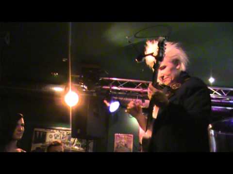 Jennifer Batten Part 1