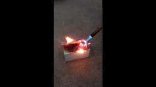 preview picture of video 'DOW 2lb Foam flame test'