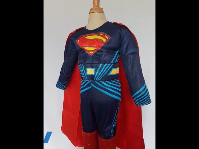 Vídeo relacionado con Superman Disfraz de baño, pantalón corto DC Comics para niño, turquesa, 4 años