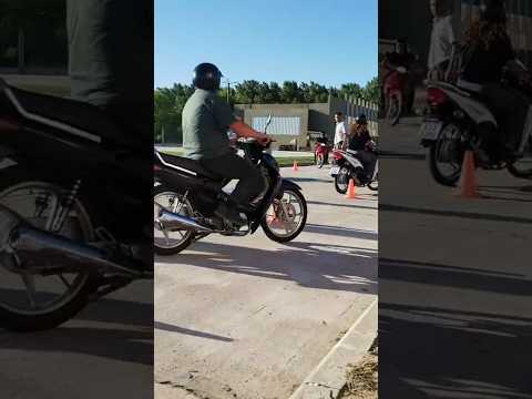 Clínica de Conducción Segura de Motos en Totoras