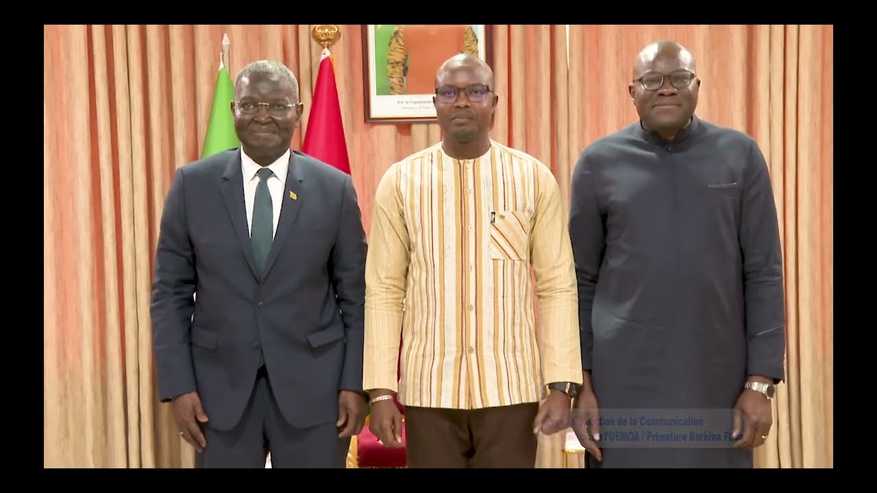 Remise du mémorandum de la revue annuelle 2025 au Premier Ministre du Burkina Faso