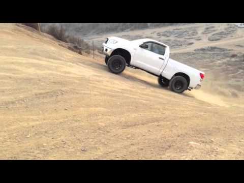 Tundra Hungry Valley Hill Climb shot cab Procomp 6 inch lift