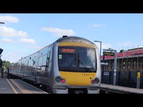 A Pair Of Chiltern Class 168's at Bicester Village