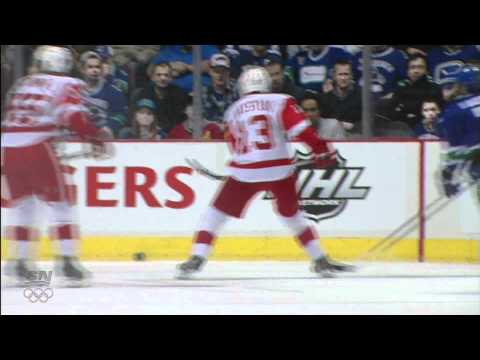 Canucks Vs Wings - Ryan Kesler 1-1 Goal - 02.02.2012 - HD