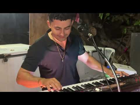 SÓ A PURA SOFRENCIA BREGA -GILDENES ARAÚJO EM ANIL CARIRÉ CEARÁ 