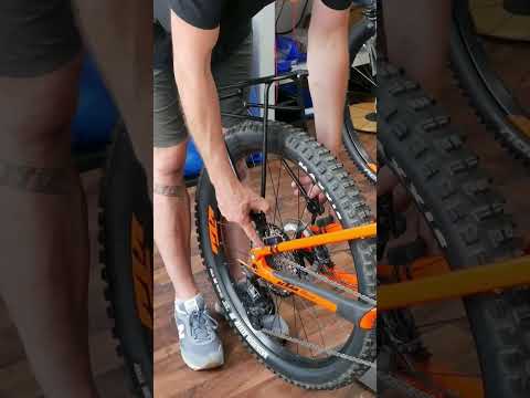 Ortlieb Quickrack Tutorial 🎦 https://youtu.be/efe3OrZAZjQ
