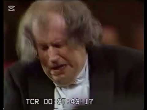 the greatest moment in piano literature... Grigory Sokolov plays Rachmaninoff