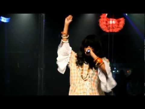 Miss Taj raps live at Chit Chat Lounge (Vol 1-2)