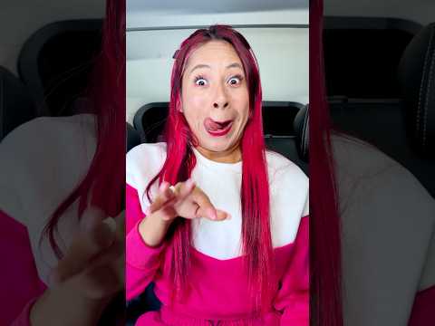 Mamá me prestas tu celular 😅 @CAMILOAGUILLONN @LayaraOficialMusic #layara #tendencia #viralshorts