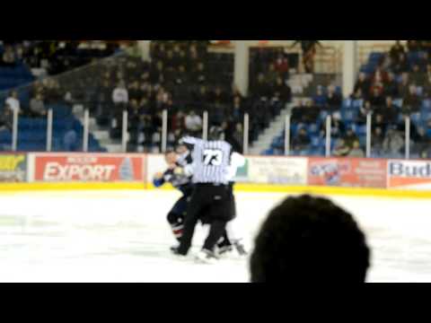 Patrick Bernier vs Chris Cloutier