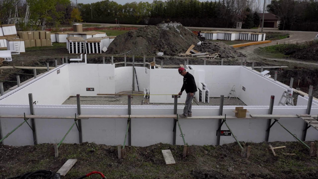 Building your ICF home - Completing Block Placement