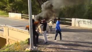 Download lagu Violent clashes in Tunisia rage on mp3