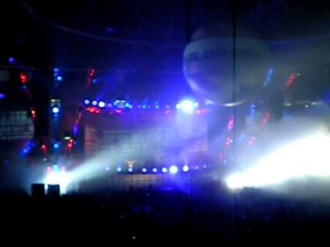 Armin van Buuren - Live @ Klubbers'Day 2010 (Telefónica Arena Madrid) (18-03-2010) Part 7