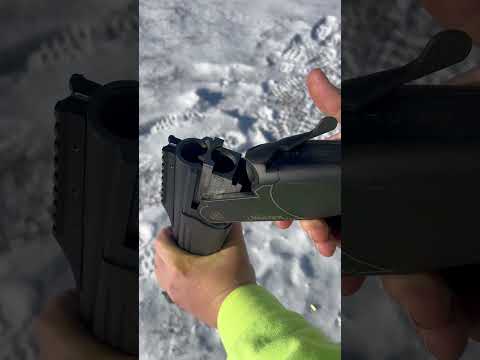 Should the breacher ever take the shot? | Shotgun vs Hostage Target