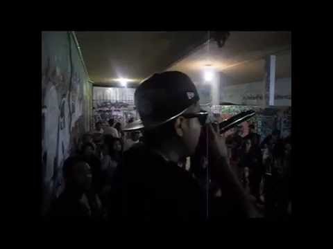 batalla de free Doble R vs Fiero King