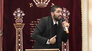 היציאה מהחושך של עולם השקר תוביל לאור של עולם האמת