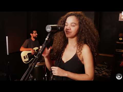 CABEDELO - Carolis - Performance & Entrevista ao vivo no Clan Estúdio