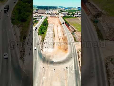 Viaduto do trevo norte, em Camaquã/RS, sobre a BR-116 e com a ERS-350, acesso a Arambaré/RS