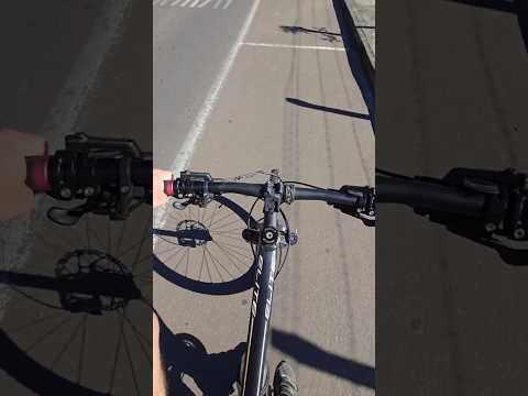Dia de pedalar até a cidade de Balsa Nova-PR #pedal #pedalando #bike #estradadechão #agricultor