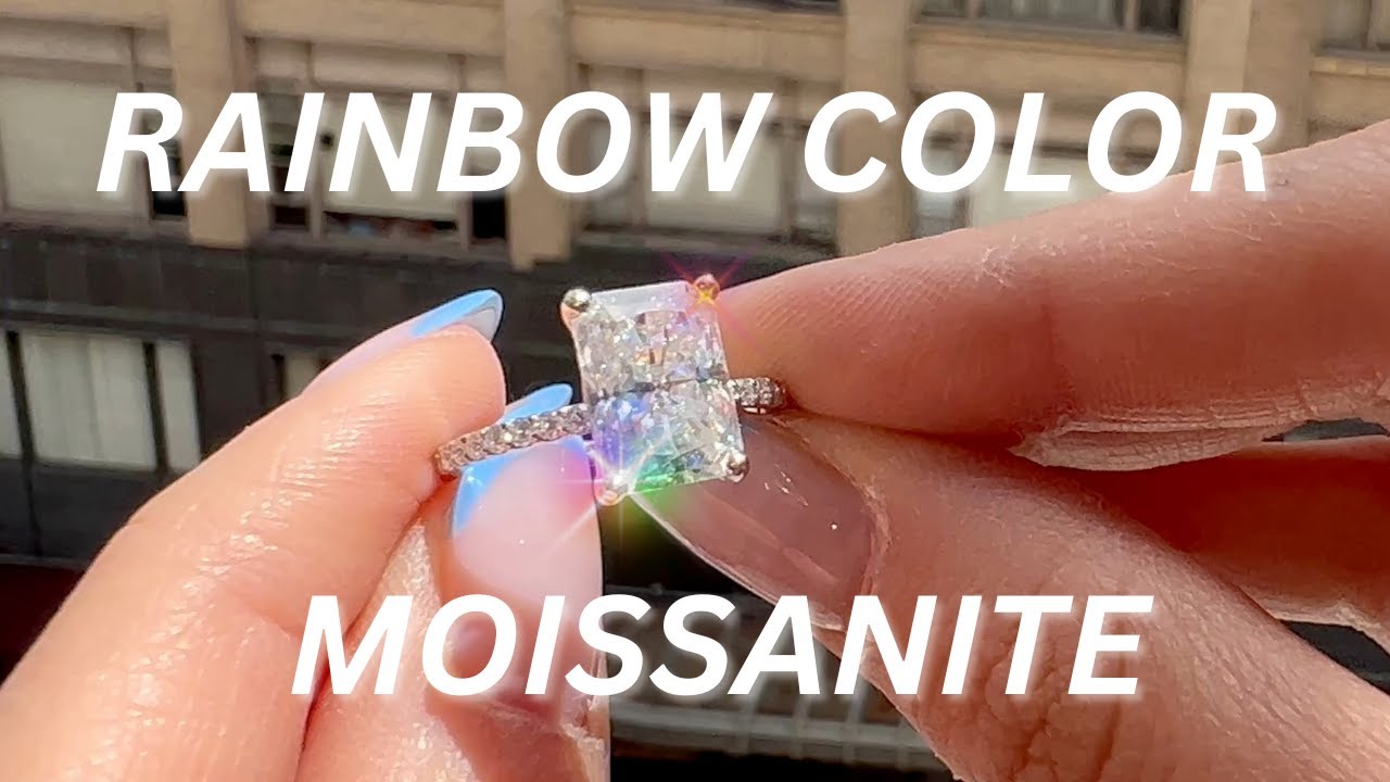 What color do fake diamonds reflect? More REF