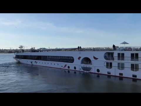 A-Rosa Silva Auslaufen Amsterdam - A-Rosa Flussreisen