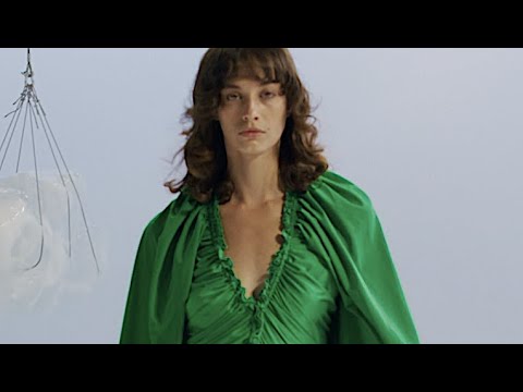 MAISON RABIH KAYROUZ Spring 2023 Paris - Fashion Channel